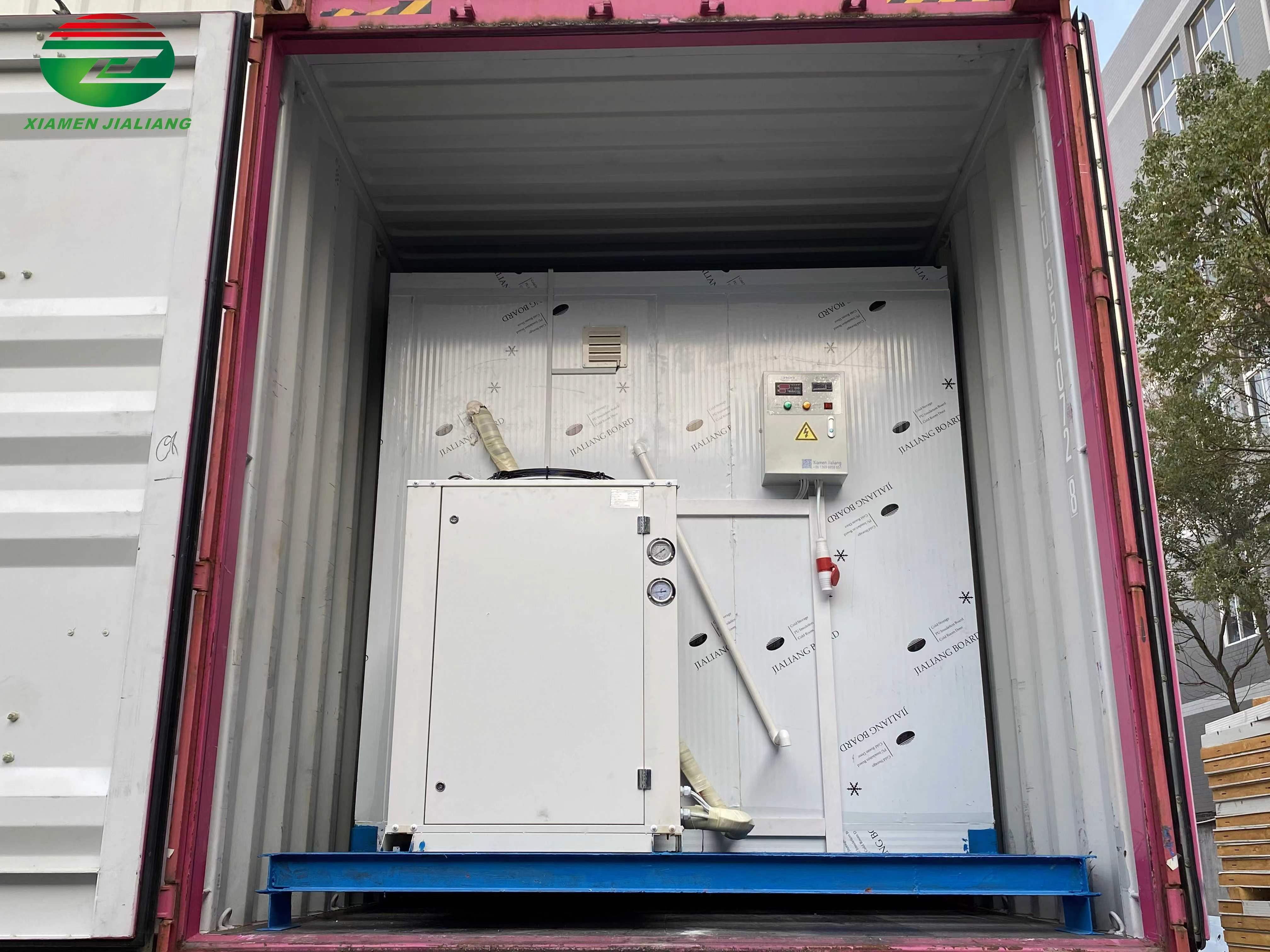 Accurate control of temperature and humidity to maintain the quality of goods Accurate control of temperature and humidity to maintain the quality of goods