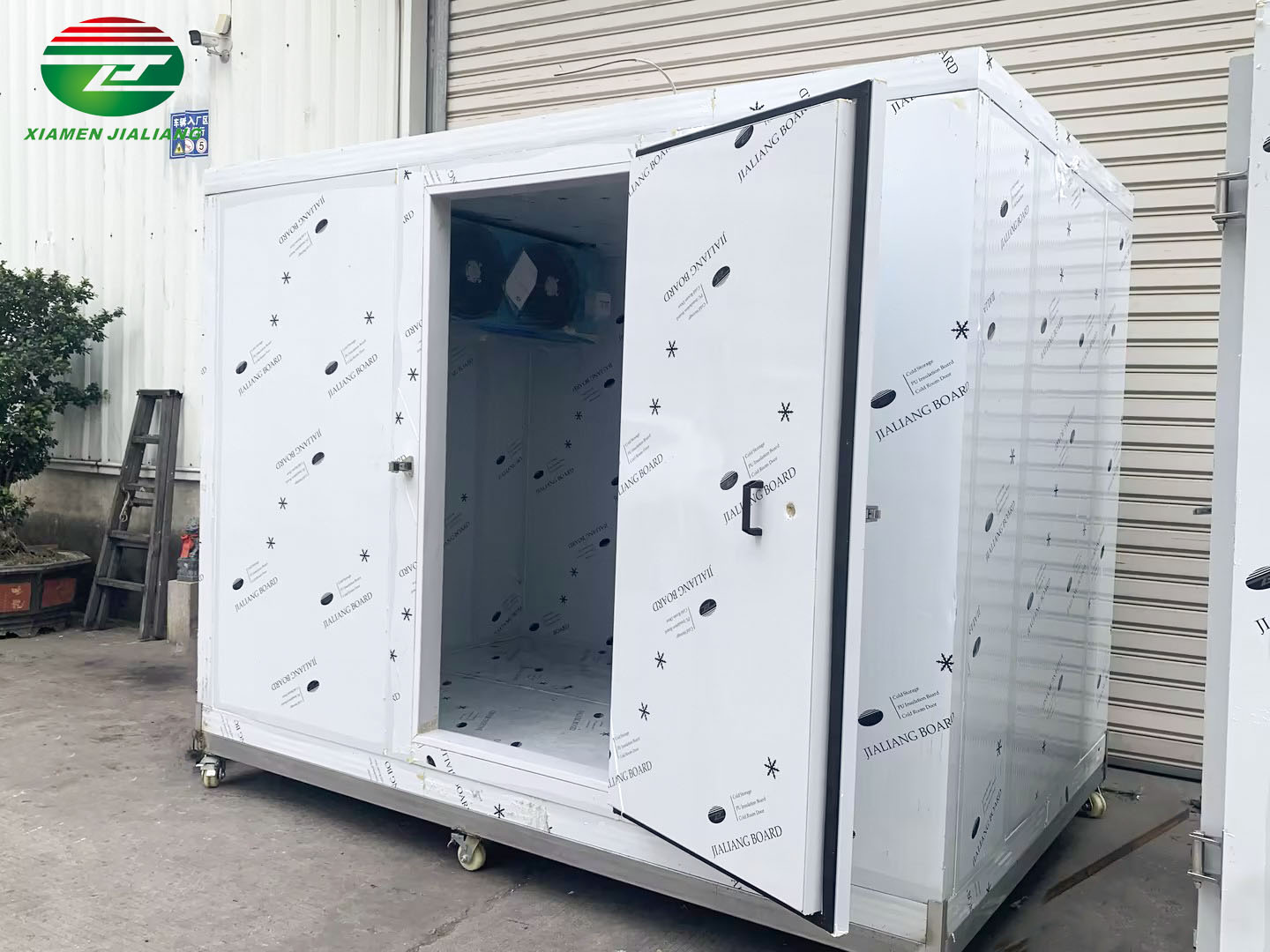 Intelligent Equipment Enhancing Storage Efficiency and Management Intelligent Equipment Enhancing Storage Efficiency and Management