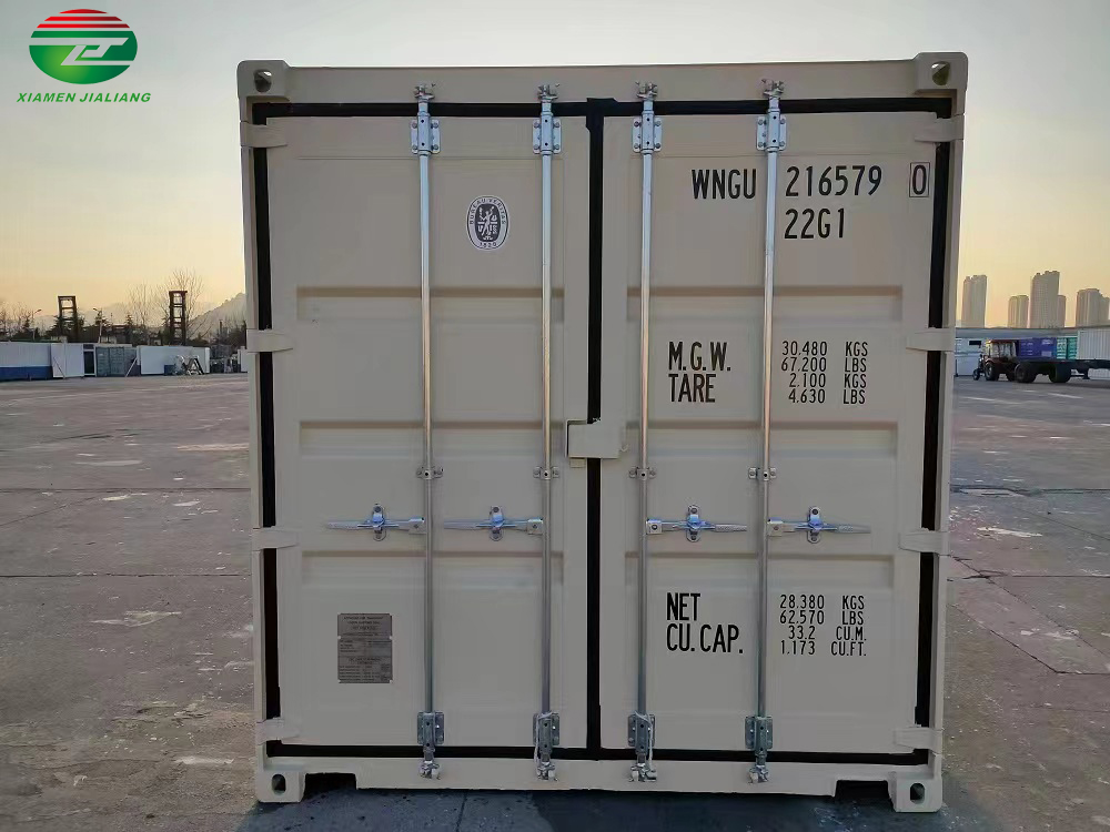 Ultra-low decibel operation to create a quiet working environment