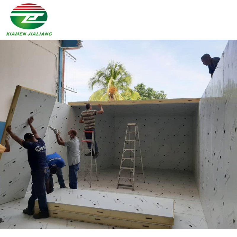 cold storage room for vegetable