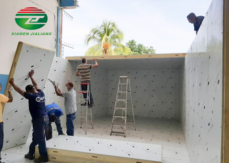 freezer cold storage room