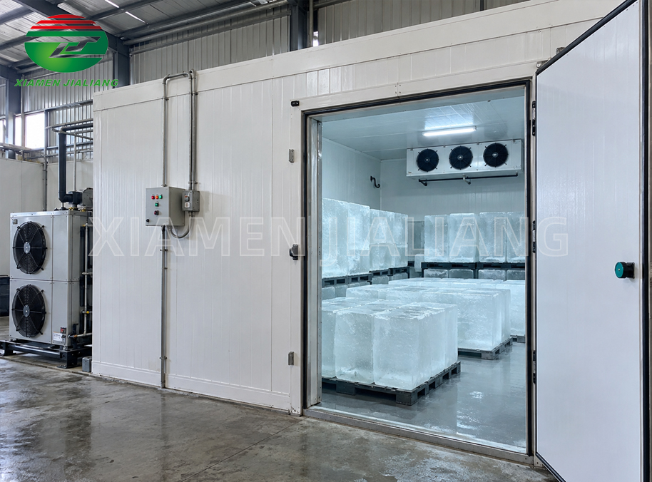 Cold Room for Ice
